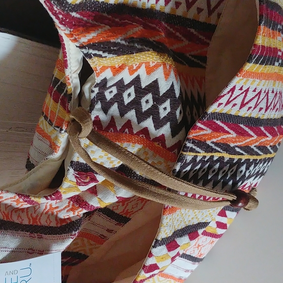 *Last Chance* Woven Oversized Bag - Picture 3 of 6